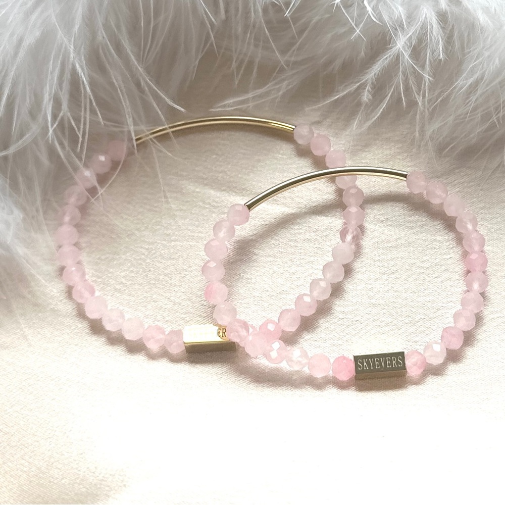 Mommy and mini rose quartz bracelet set with 18k gold plated curved bar